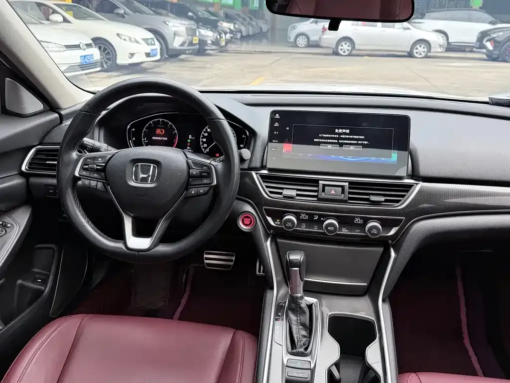 Honda Accord — фото 4