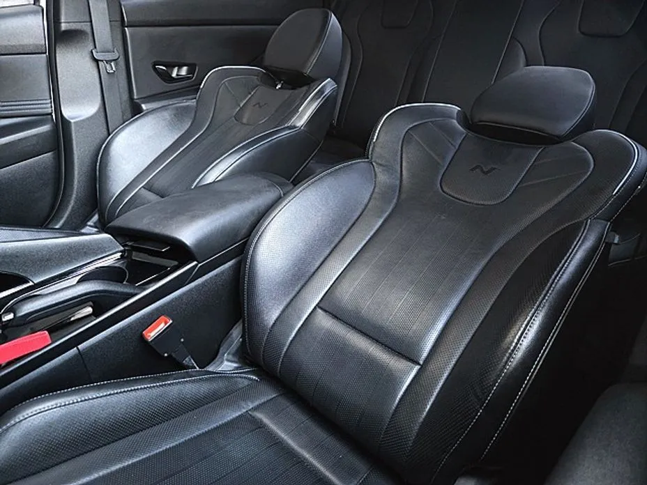 Hyundai AVANTE — фото 9
