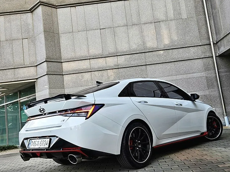 Hyundai AVANTE — фото 5
