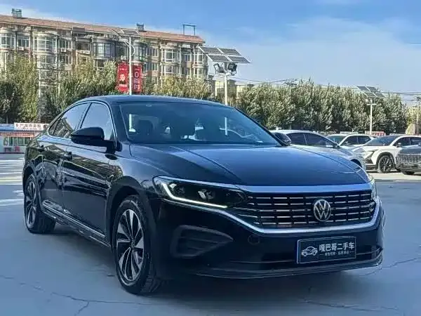 Volkswagen Passat — фото 5