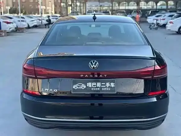 Volkswagen Passat — фото 4