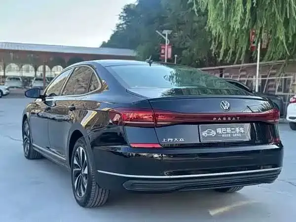 Volkswagen Passat — фото 3