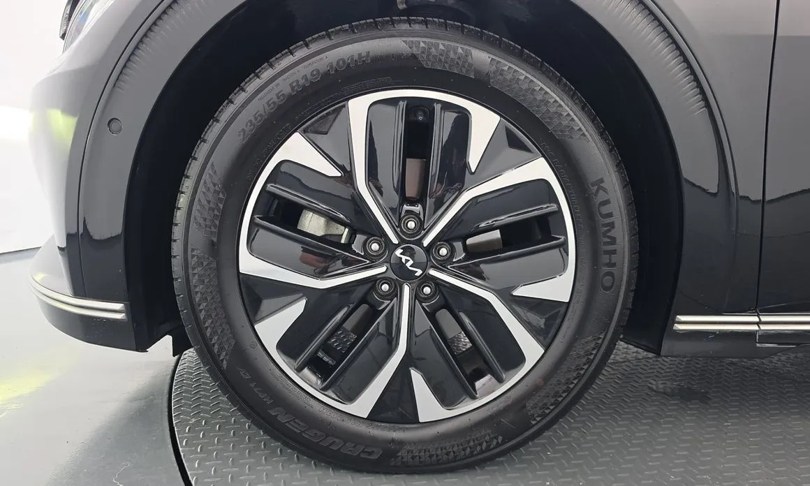 Kia EV6 — фото 7