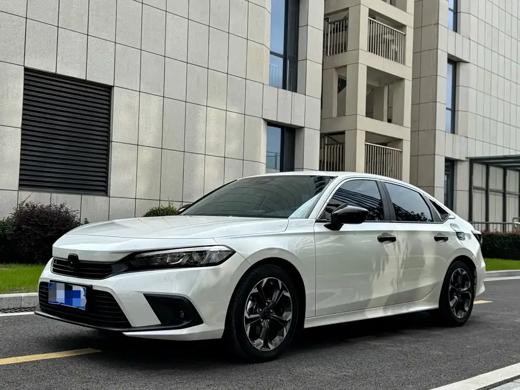 Honda Civic — фото 1