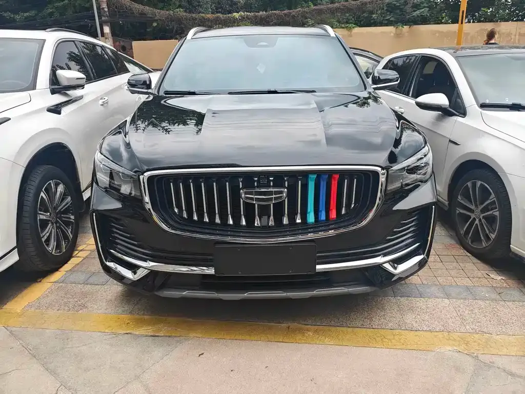 Geely Xingyue L — фото 10