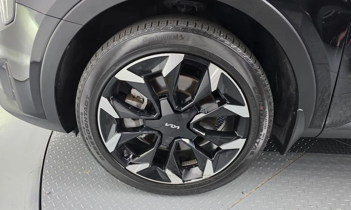 Kia Sorento — фото 6