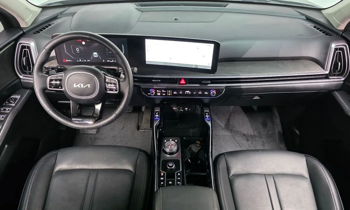 Kia Sorento — фото 9