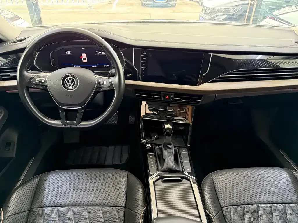Volkswagen Passat — фото 3