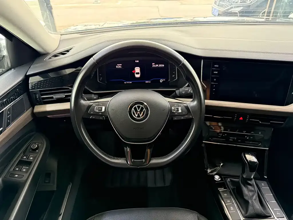 Volkswagen Passat — фото 2