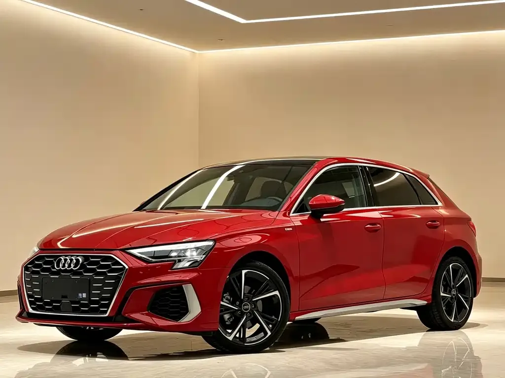 Audi A3 — фото 1