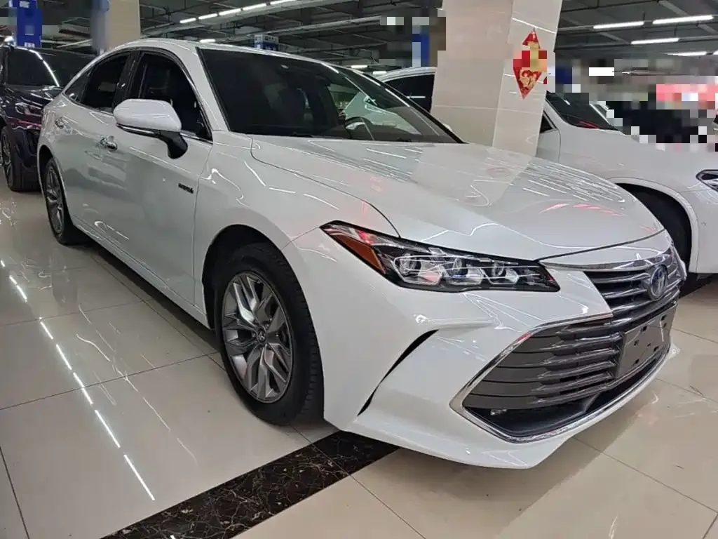 Toyota Avalon — фото 4