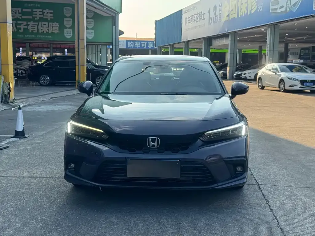 Honda Civic — фото 10