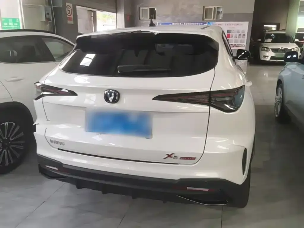 Changan X5 PLUS — фото 2