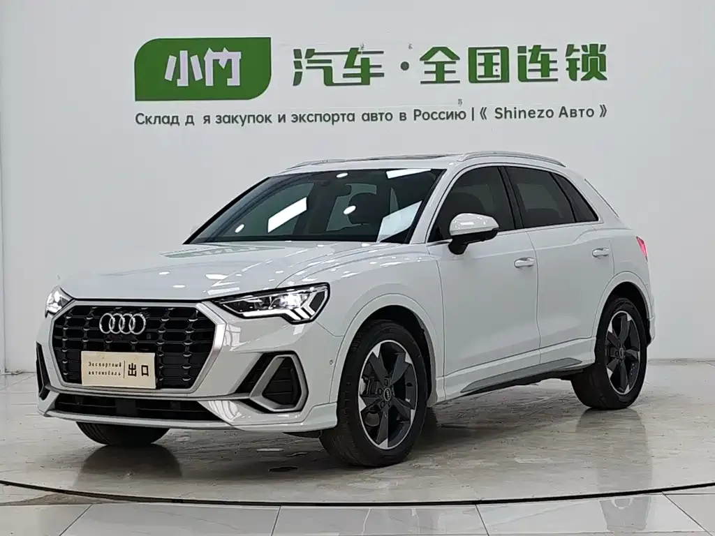 Audi Q3 — фото 1