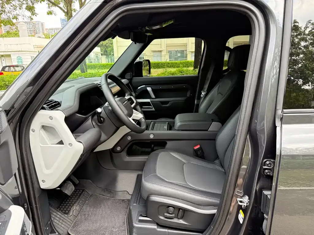 Land Rover Defender — фото 4