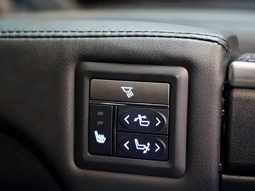 Toyota Vellfire — фото 5
