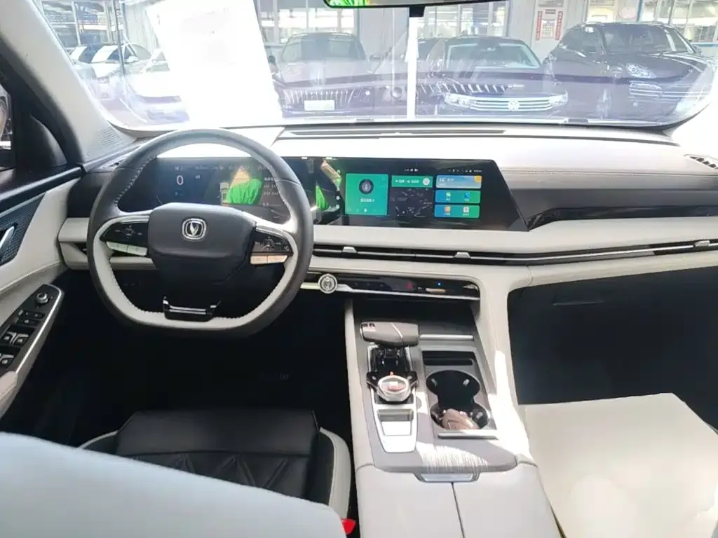 Changan CS75 PLUS — фото 3