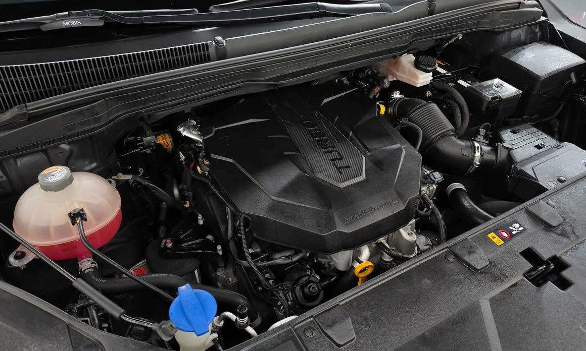 Kia Carnival — фото 10