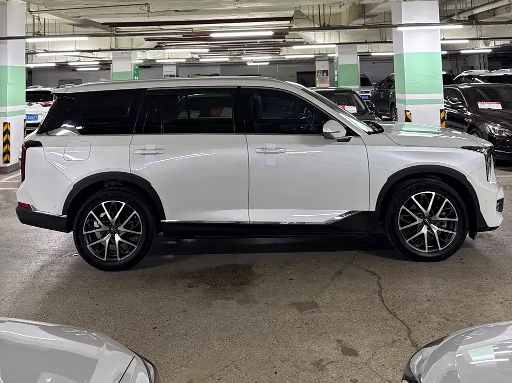 GAC Motor Trumpchi GS8 — фото 10