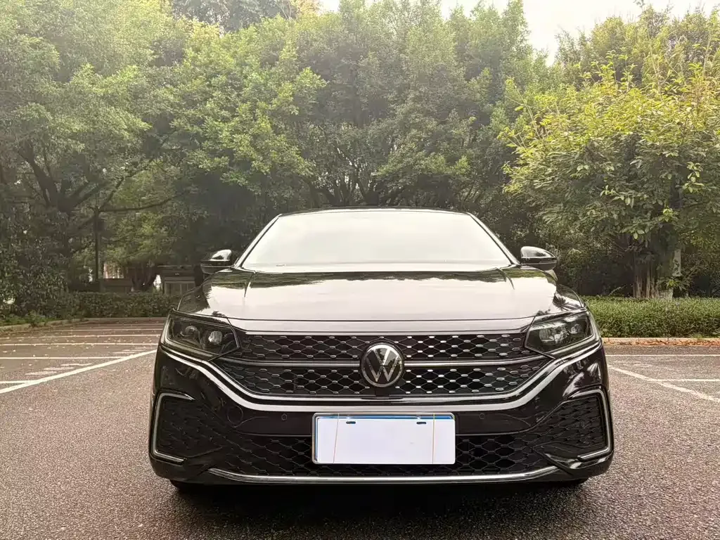 Volkswagen Passat — фото 5