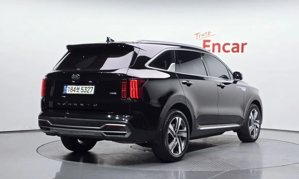 Kia Sorento — фото 4