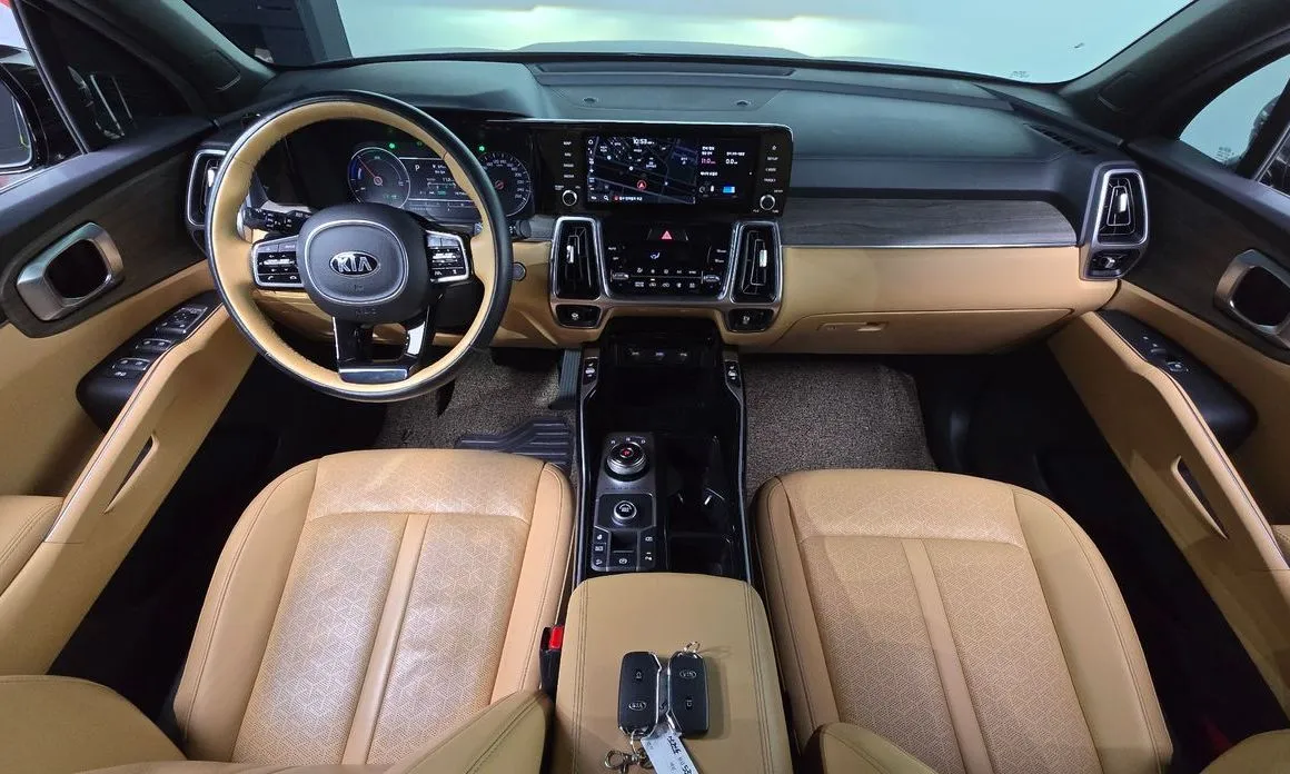 Kia Sorento — фото 5