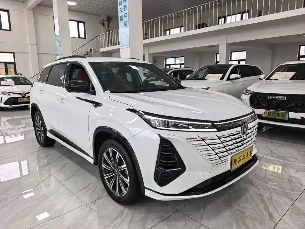 Changan CS75 PLUS — фото 4
