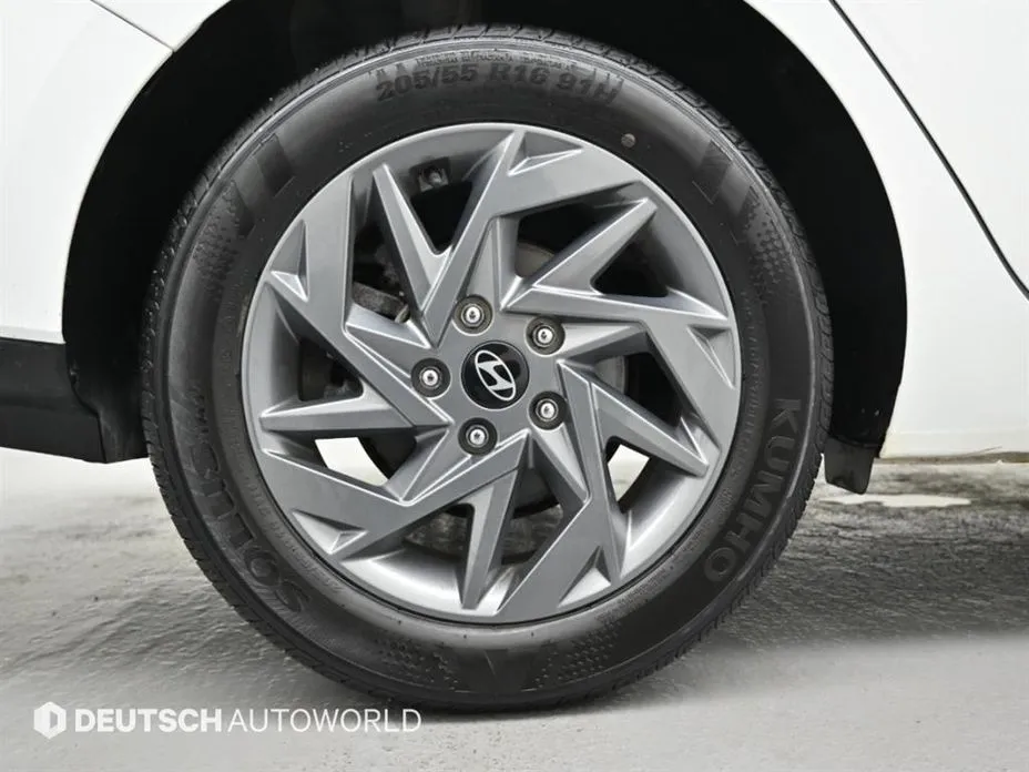 Hyundai AVANTE — фото 9