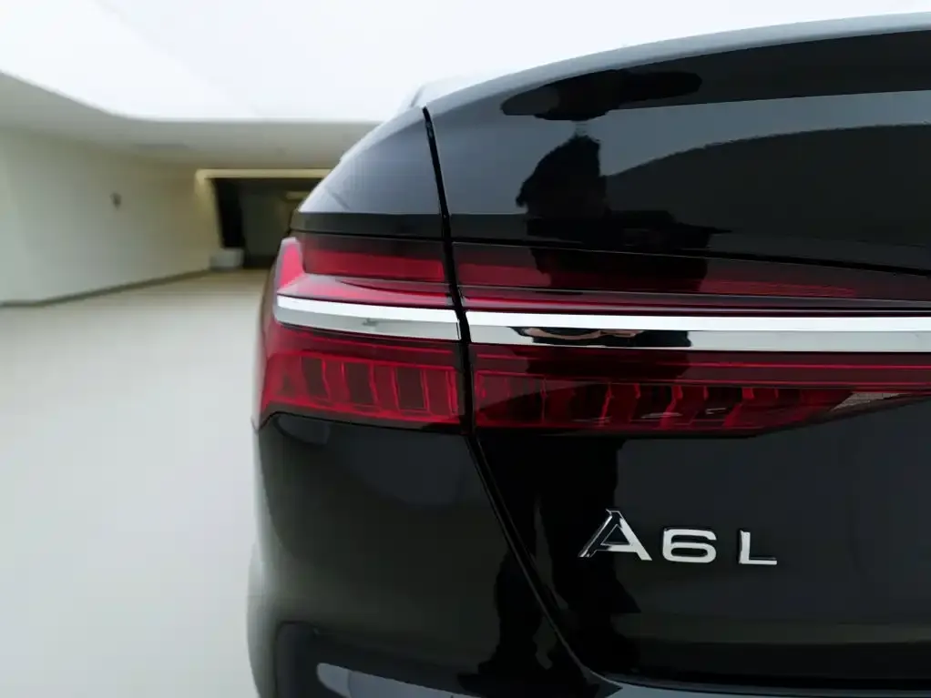 Audi A6L — фото 4