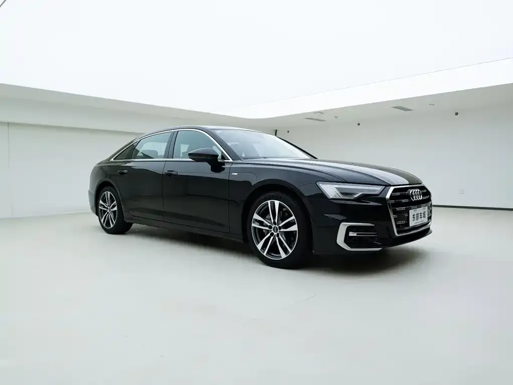 Audi A6L — фото 10