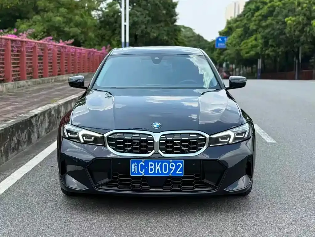 BMW 3 Series — фото 1