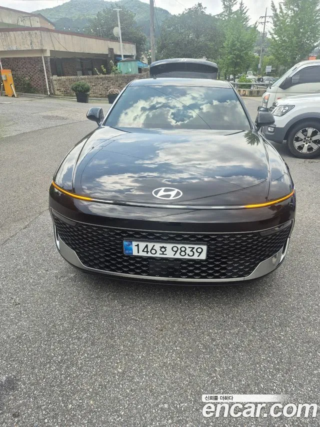 Hyundai Grandeur — фото 1