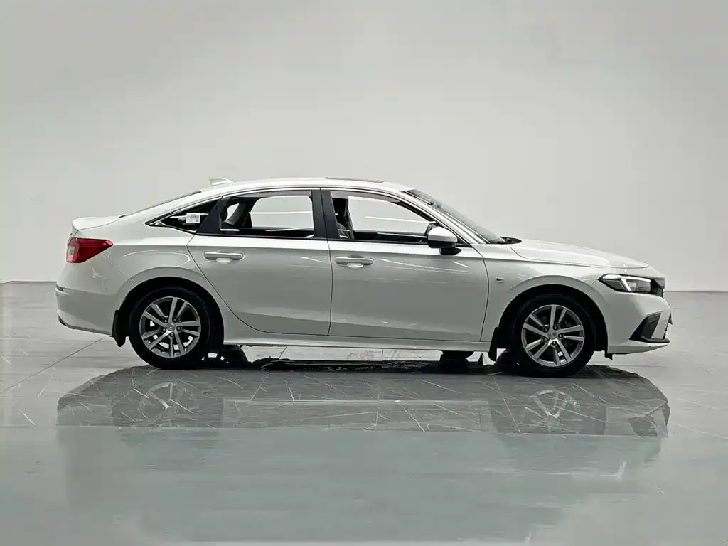 Honda Civic — фото 4