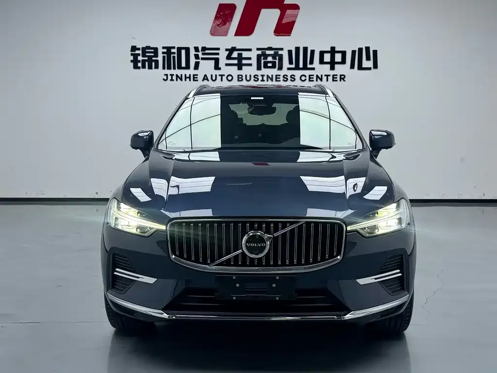 Volvo XC60 — фото 3