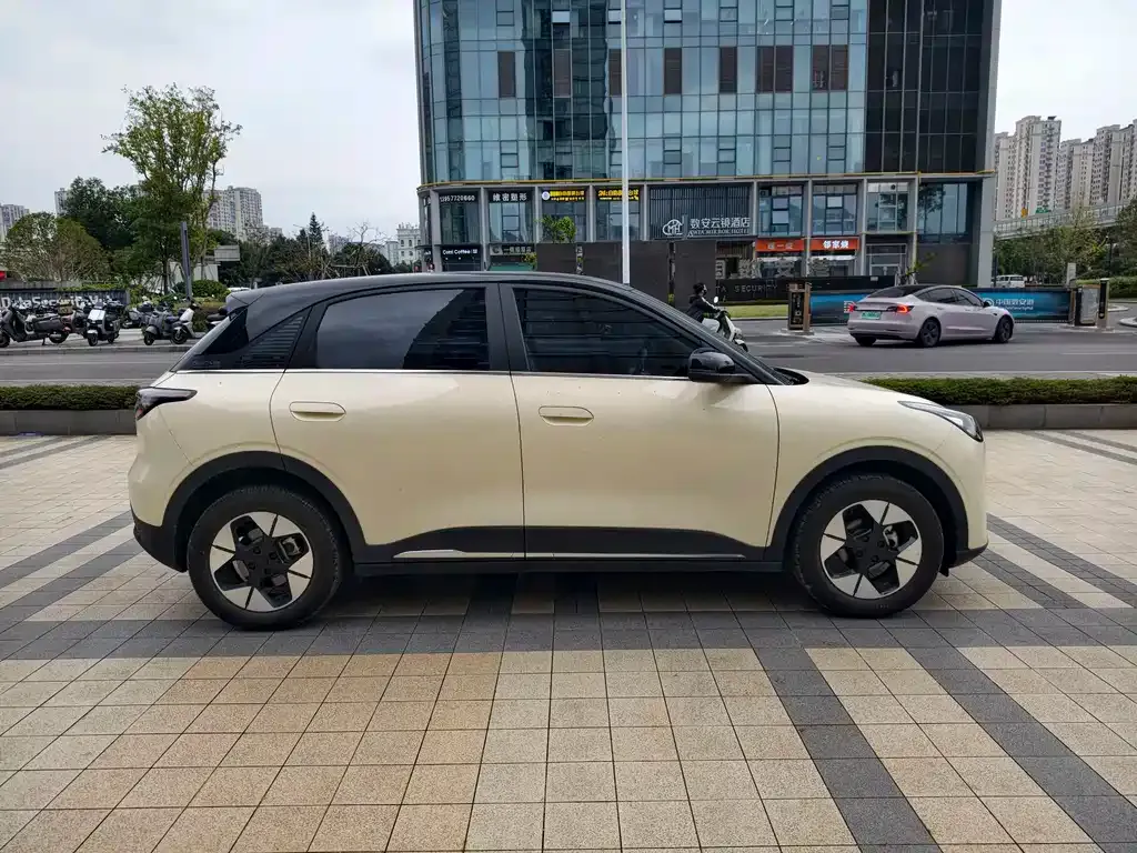 Geely Starburst — фото 4