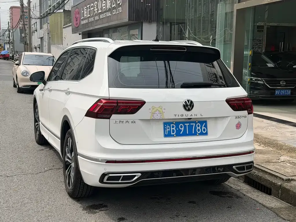 Volkswagen Tiguan L — фото 3