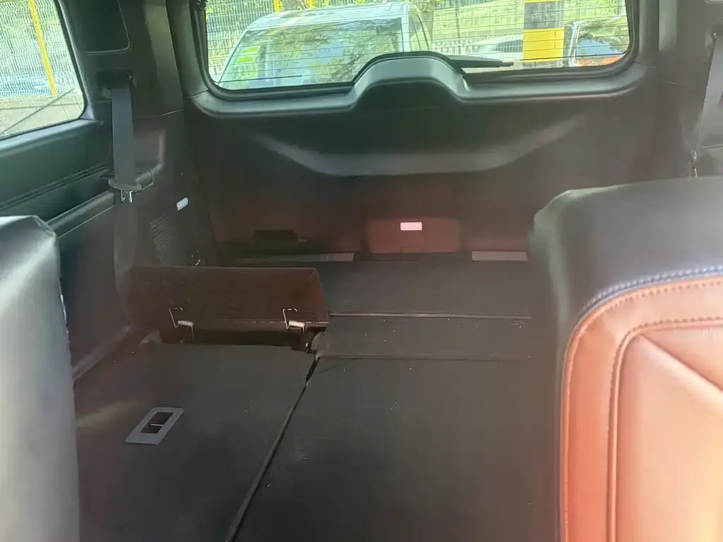 Lincoln Navigator — фото 2