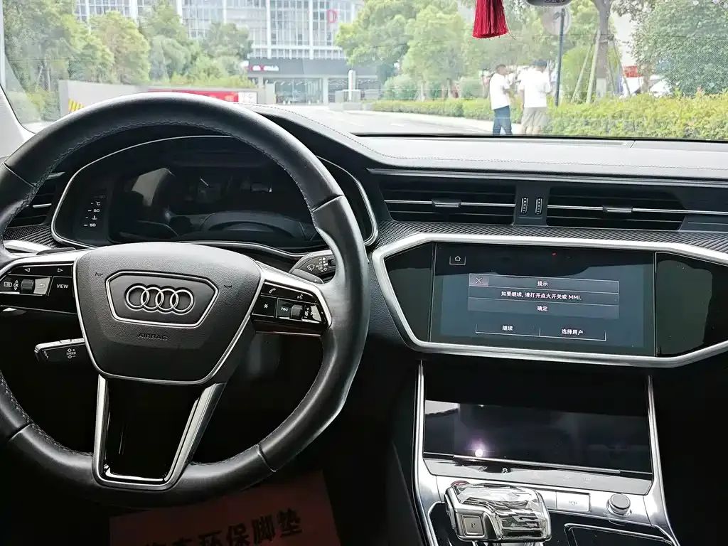 Audi A7 — фото 2