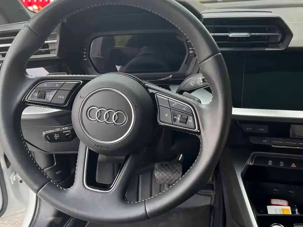 Audi A3 — фото 2