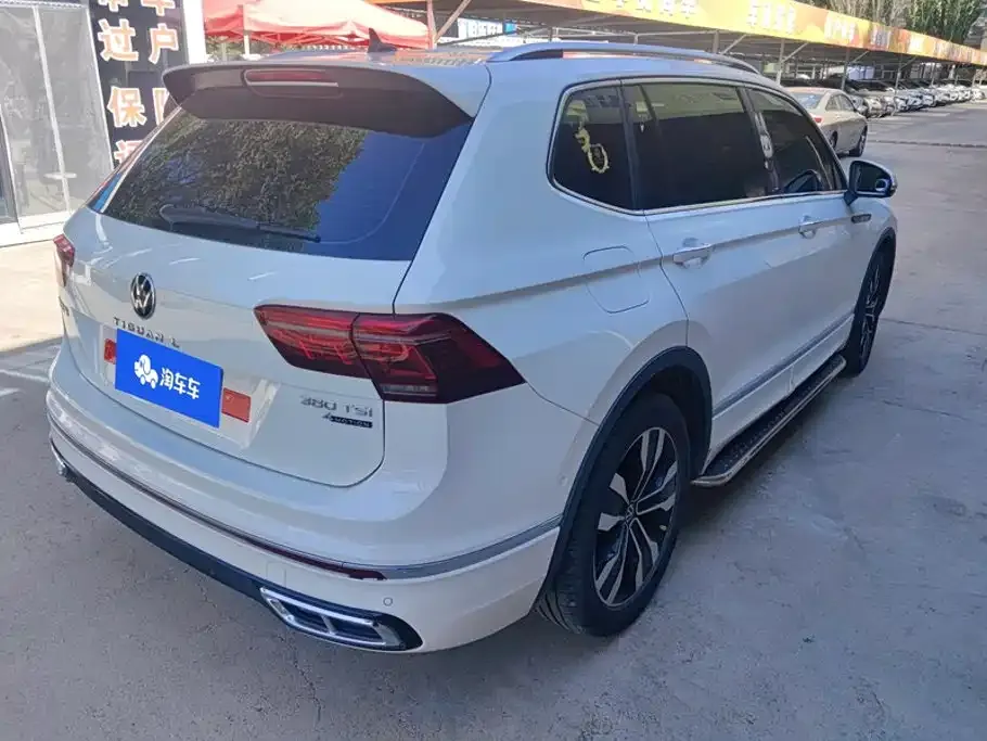 Volkswagen Tiguan L — фото 9