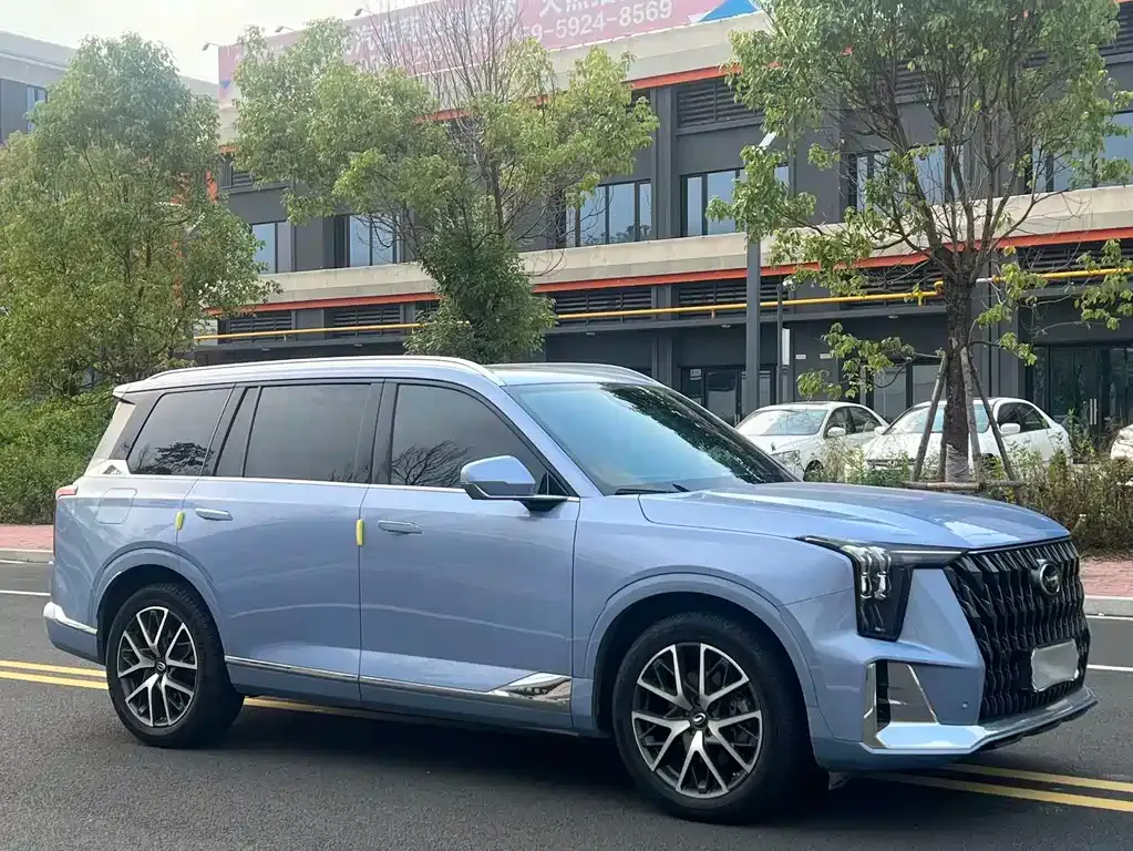 GAC Motor Trumpchi GS8 — фото 2