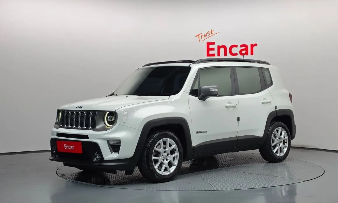Jeep Renegade — фото 1