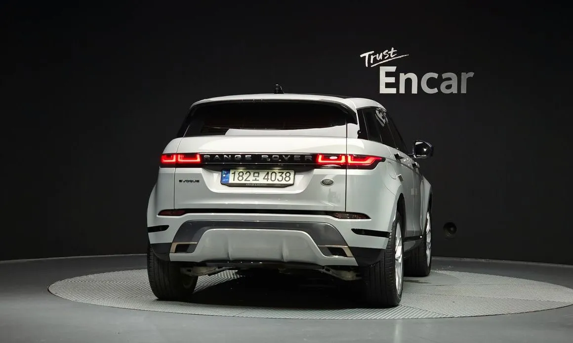 Land Rover Range Rover Evoque — фото 6