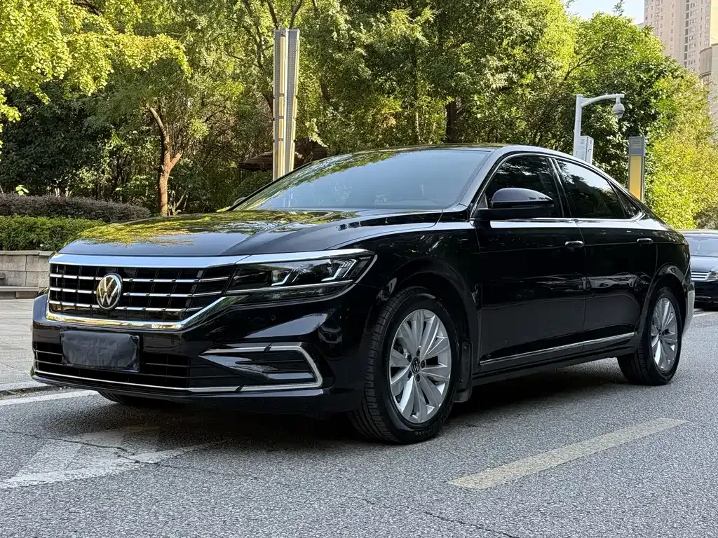 Volkswagen Passat — фото 4