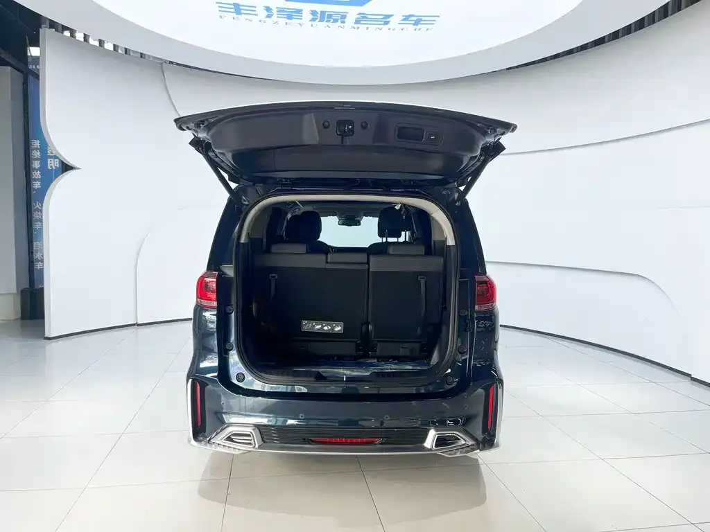 GAC Motor Trumpchi M8 — фото 2