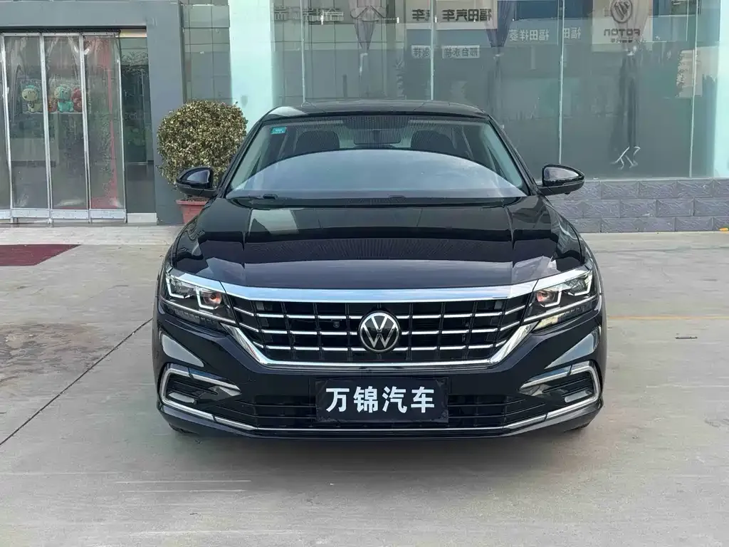 Volkswagen Passat — фото 4