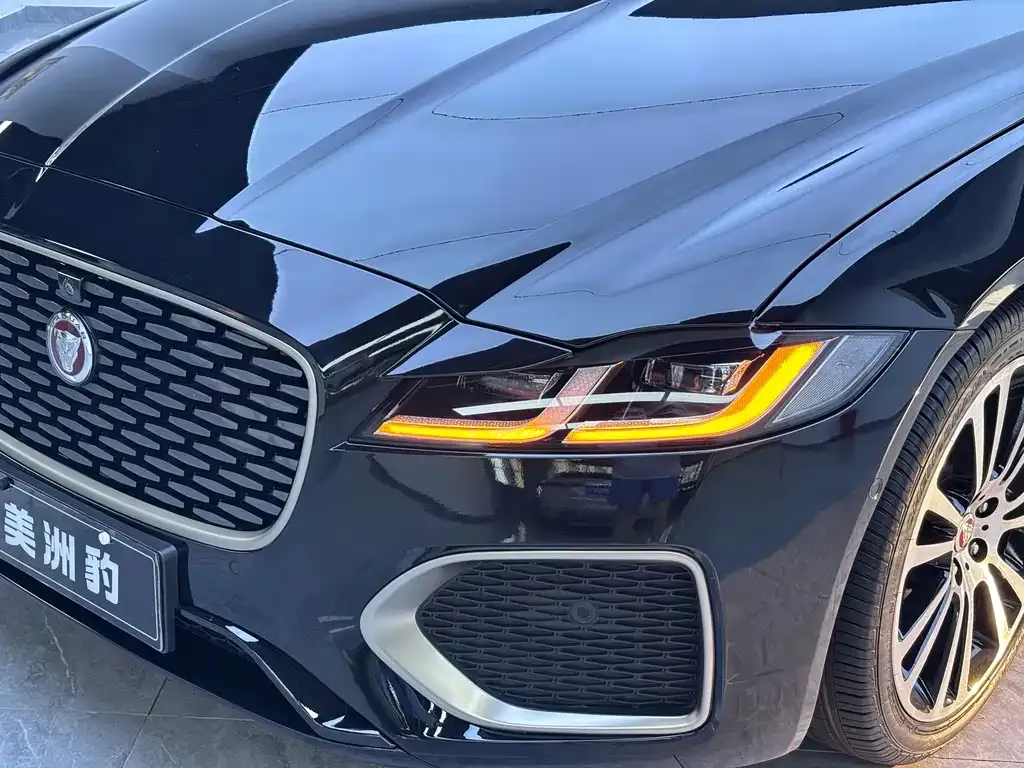 Jaguar XFL — фото 10