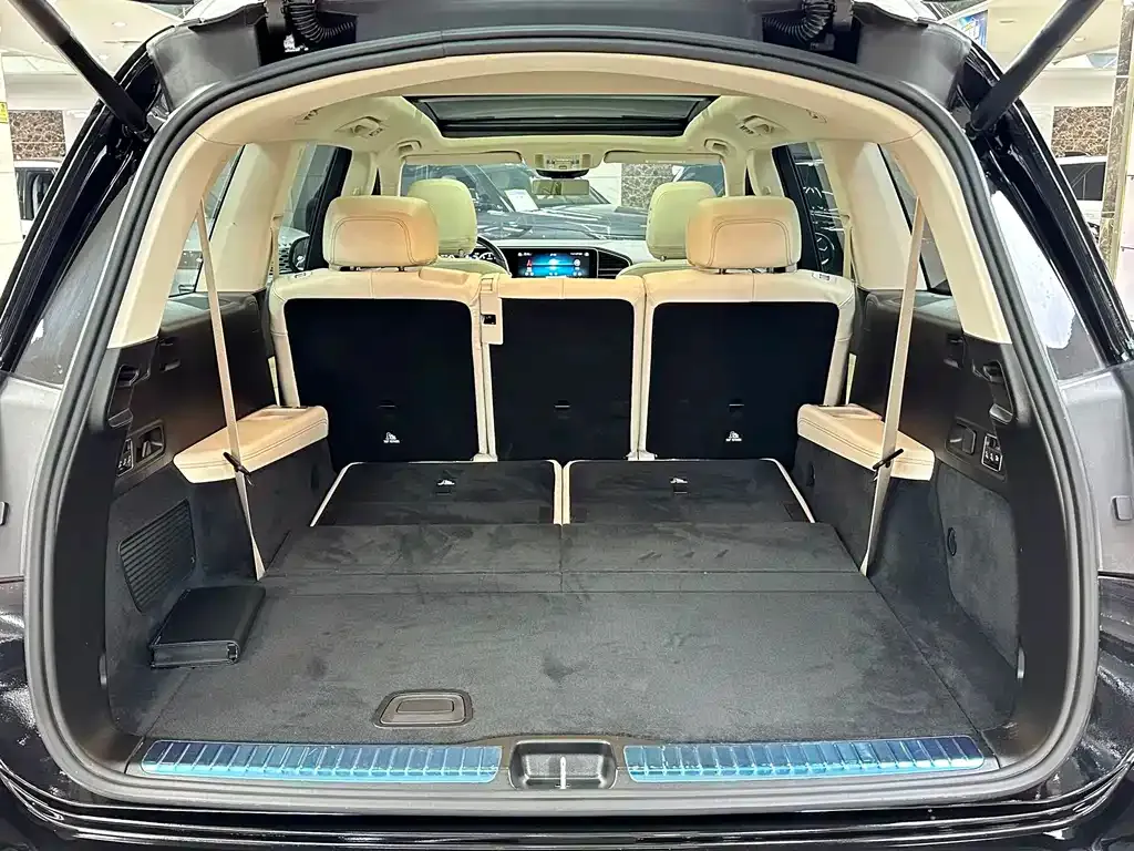 Mercedes-Benz GLS — фото 5