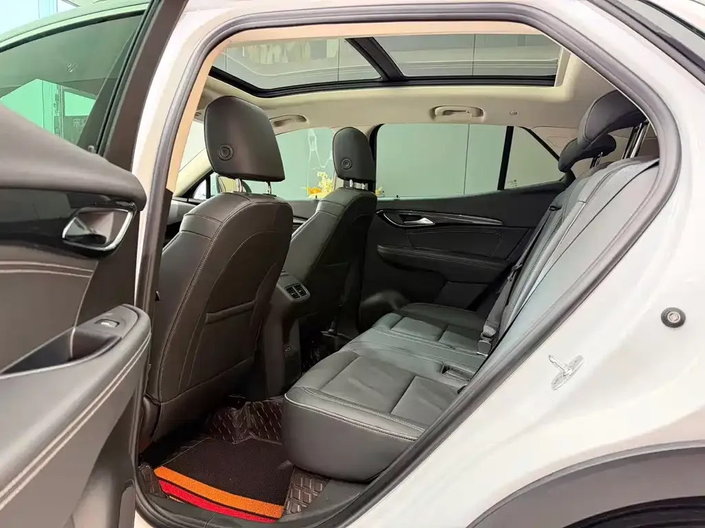 Buick Envision S — фото 9