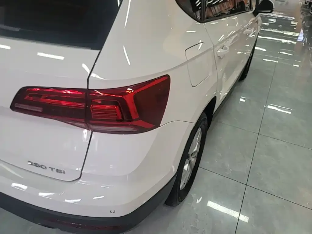 Volkswagen Tharu — фото 3